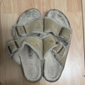 Birkenstock Shearling Lined Sandals Size 9